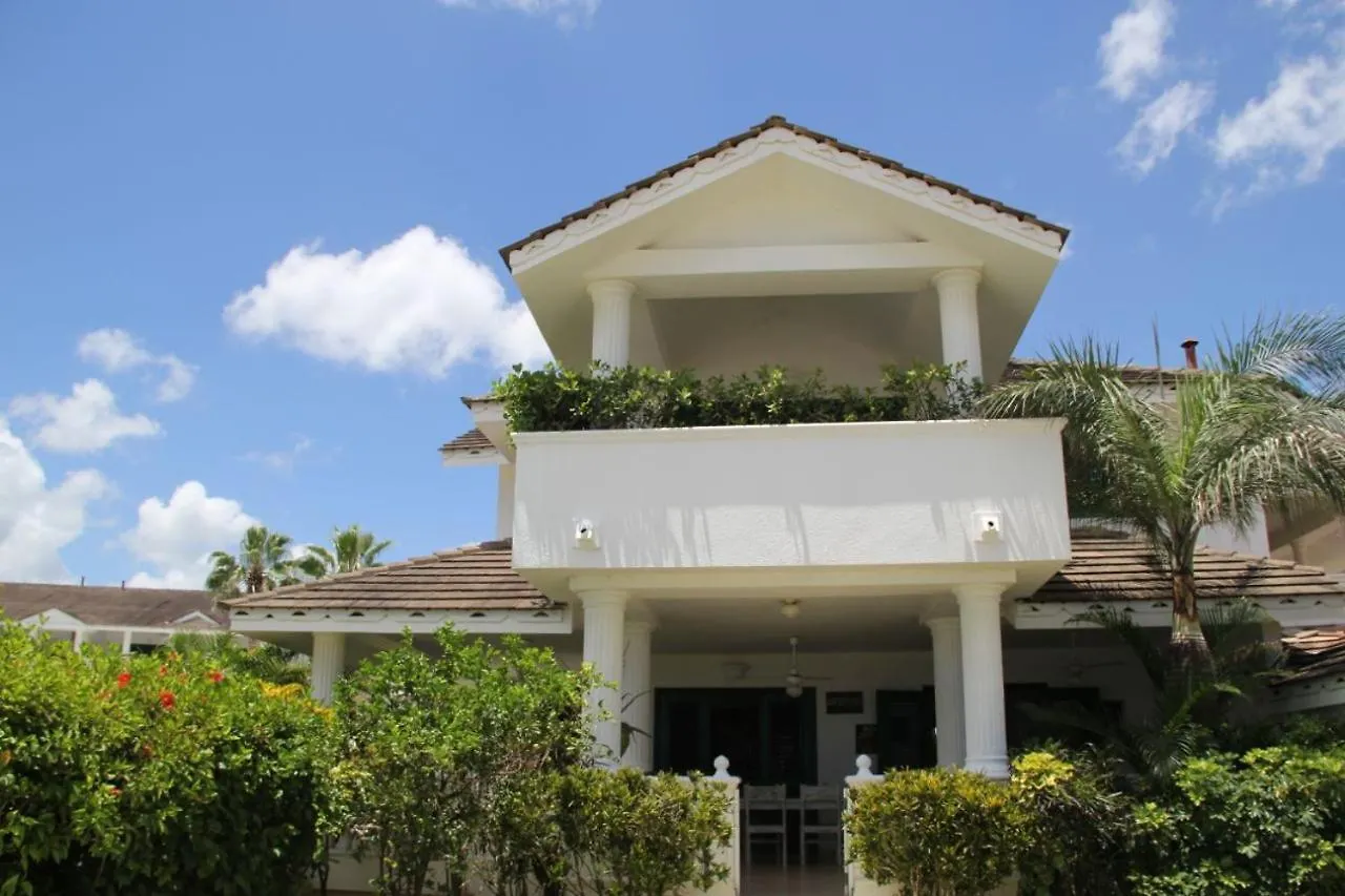 Villa Chiara Las Terrenas Aparthotel